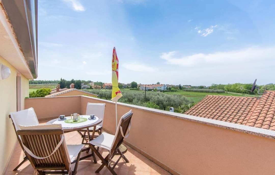 Gimy Villa&App 1 Porec Gedici Екстер'єр фото